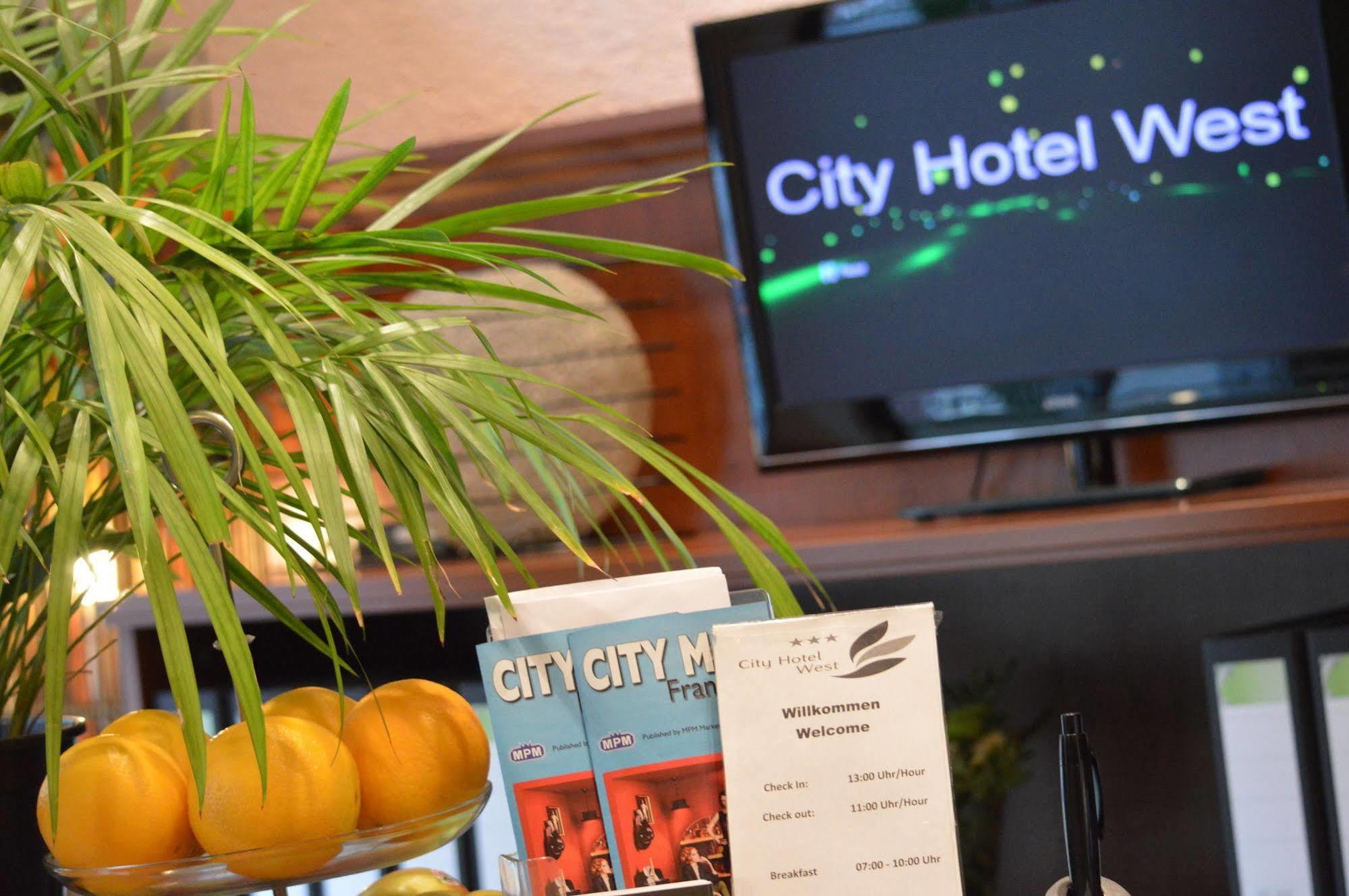 City Hotel West Frankfurt am Main Exteriör bild